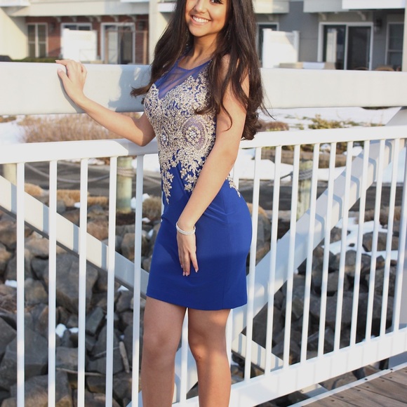 Short Dress - Picture 1 of 2